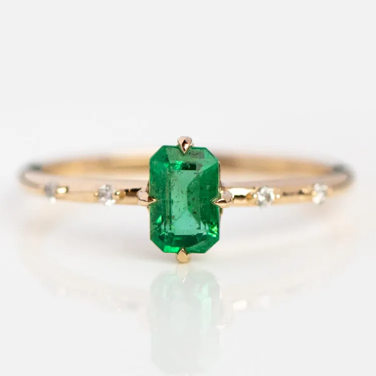 14K Aurora Emerald and Diamond Ring