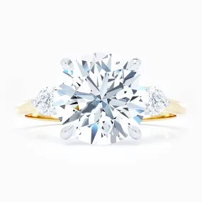 3 Stone - Pear Shape Sides - Round Engagement Ring