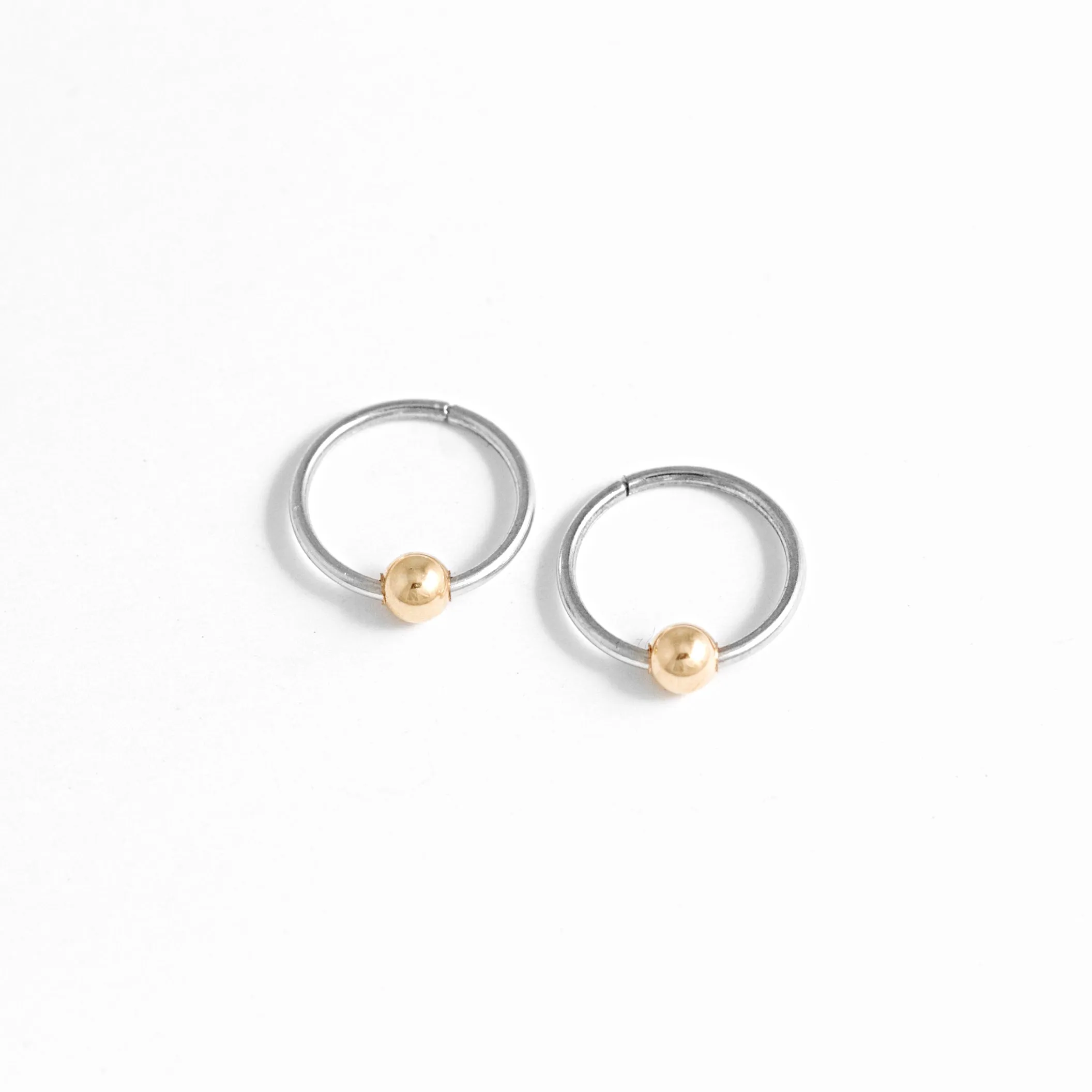 9mm Sleeper Hoop Earrings – 10k White Gold – Mini