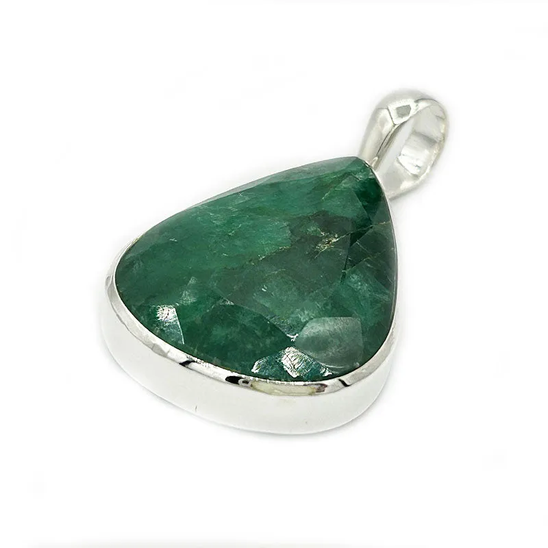 Agnes Emerald Quartz Pendant - D