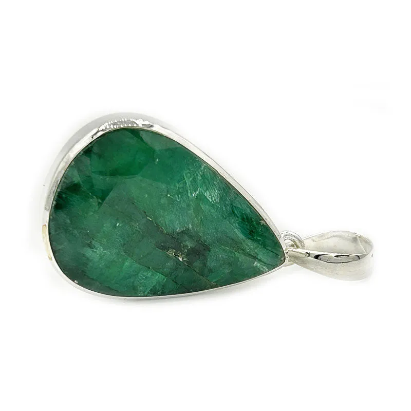 Agnes Emerald Quartz Pendant - D