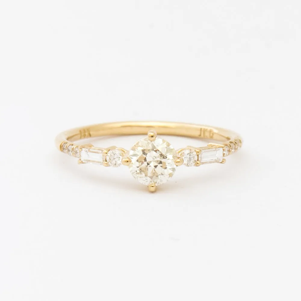 Diamond Solitaire Etude Ring