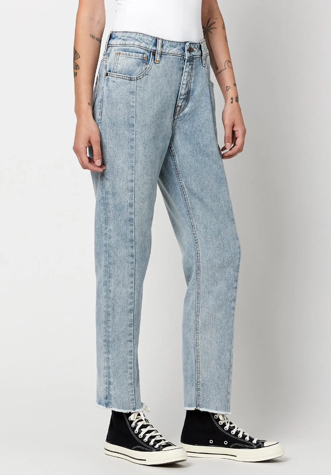 Relaxed Madison Boyfriend Women's Jeans with Raw Edge - BL15826