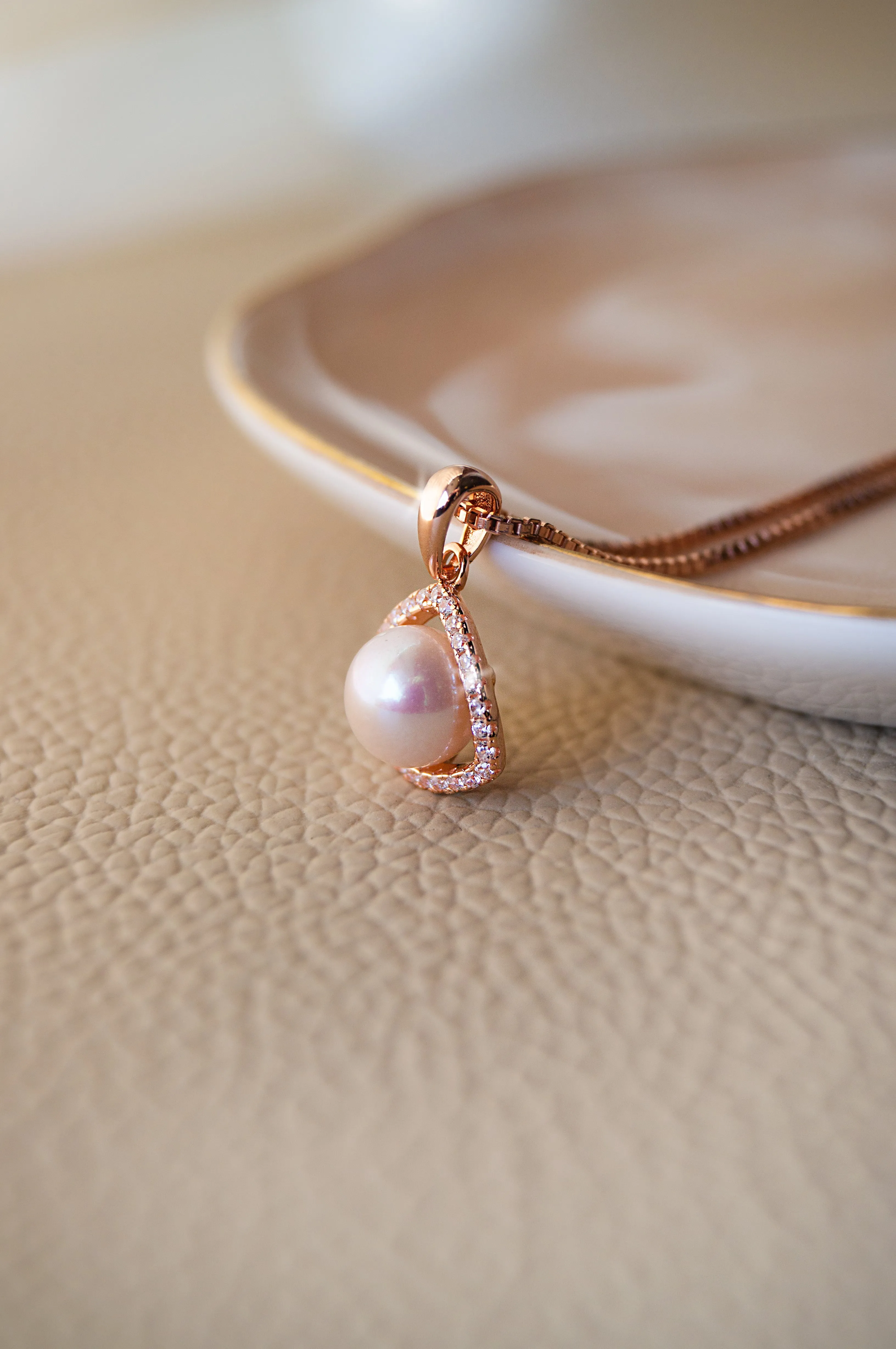 Triangular Pearl Rose Gold Plated Sterling Silver Pendant Set